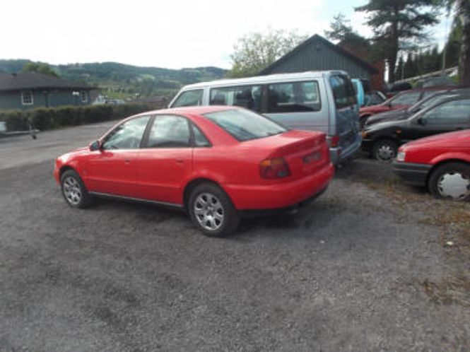 Hovedbilde Støtfanger bak Audi A4 sedan 95-09.99